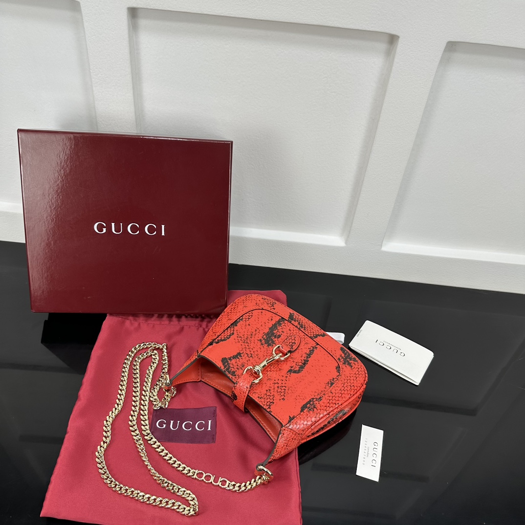 Gucci Hobo Bags